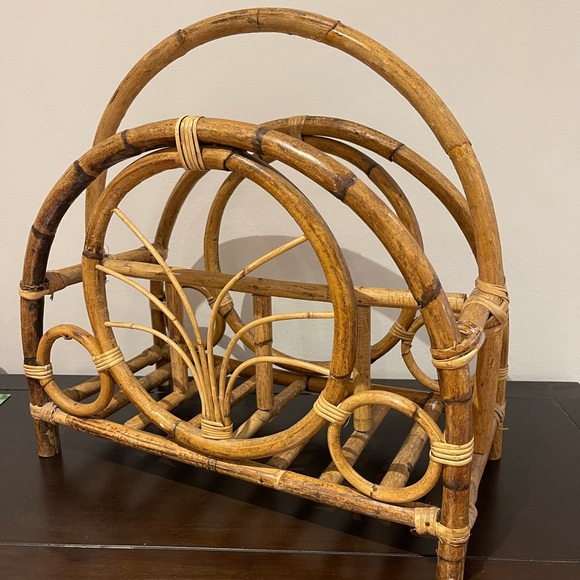 ✨SOLD✨ Vintage 1960’s Boho Style Magazine Holder/Rack - Picture 3 of 4